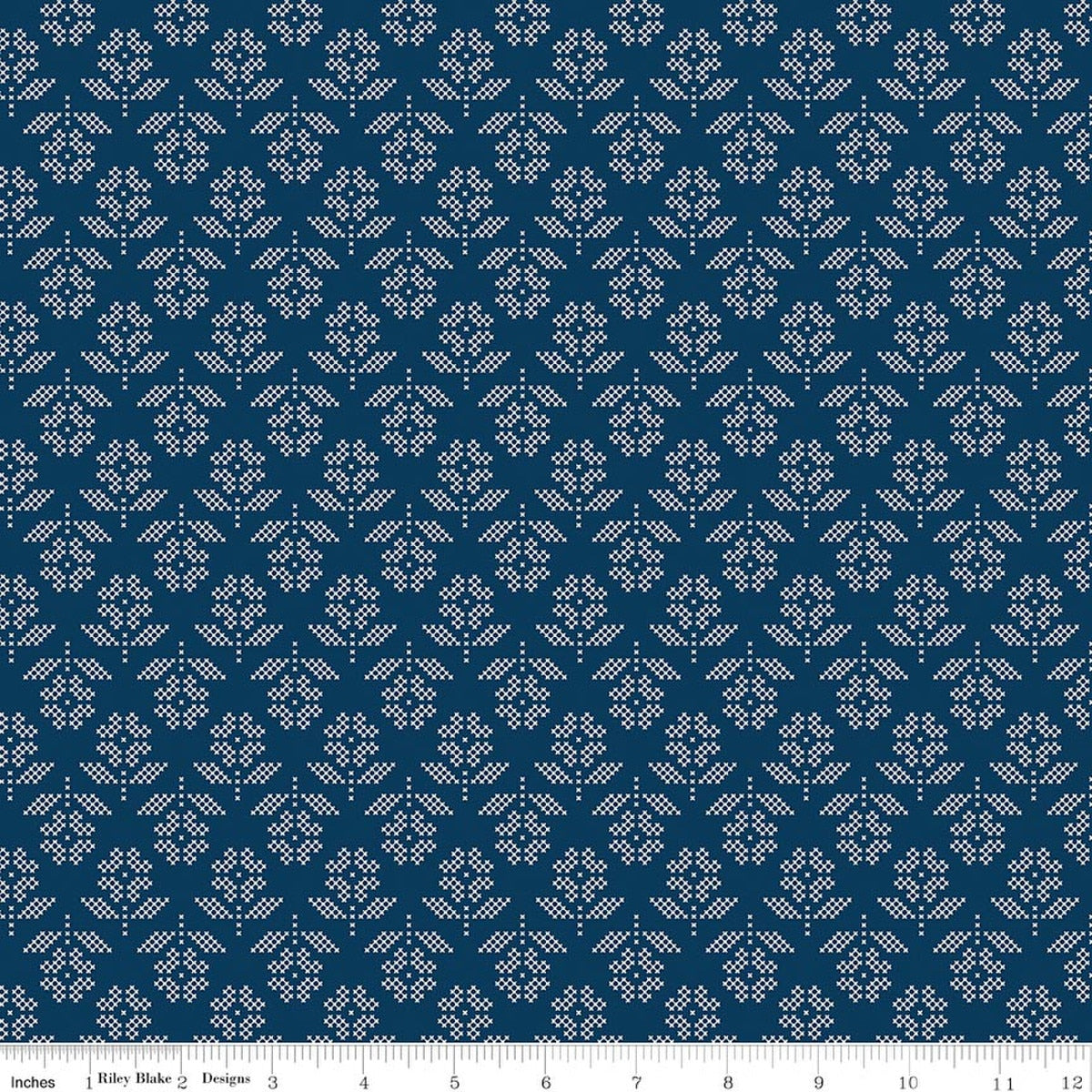 Denim & Daisy Flowers Oxford Blue Quilt Fabric
