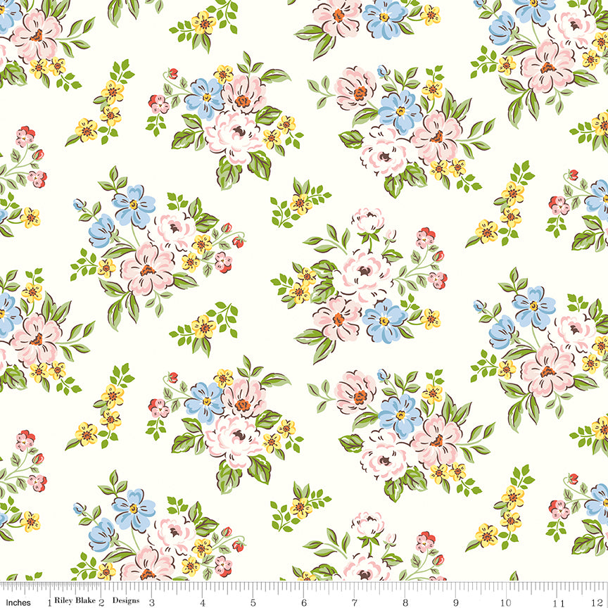 Peter Rabbit™ Spring Bouquet Cloud