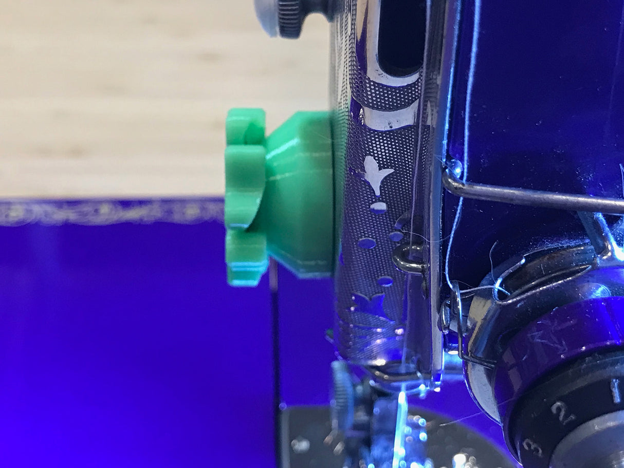 Magnetic Thread Cutter Blue by Purple Hobbies LLC