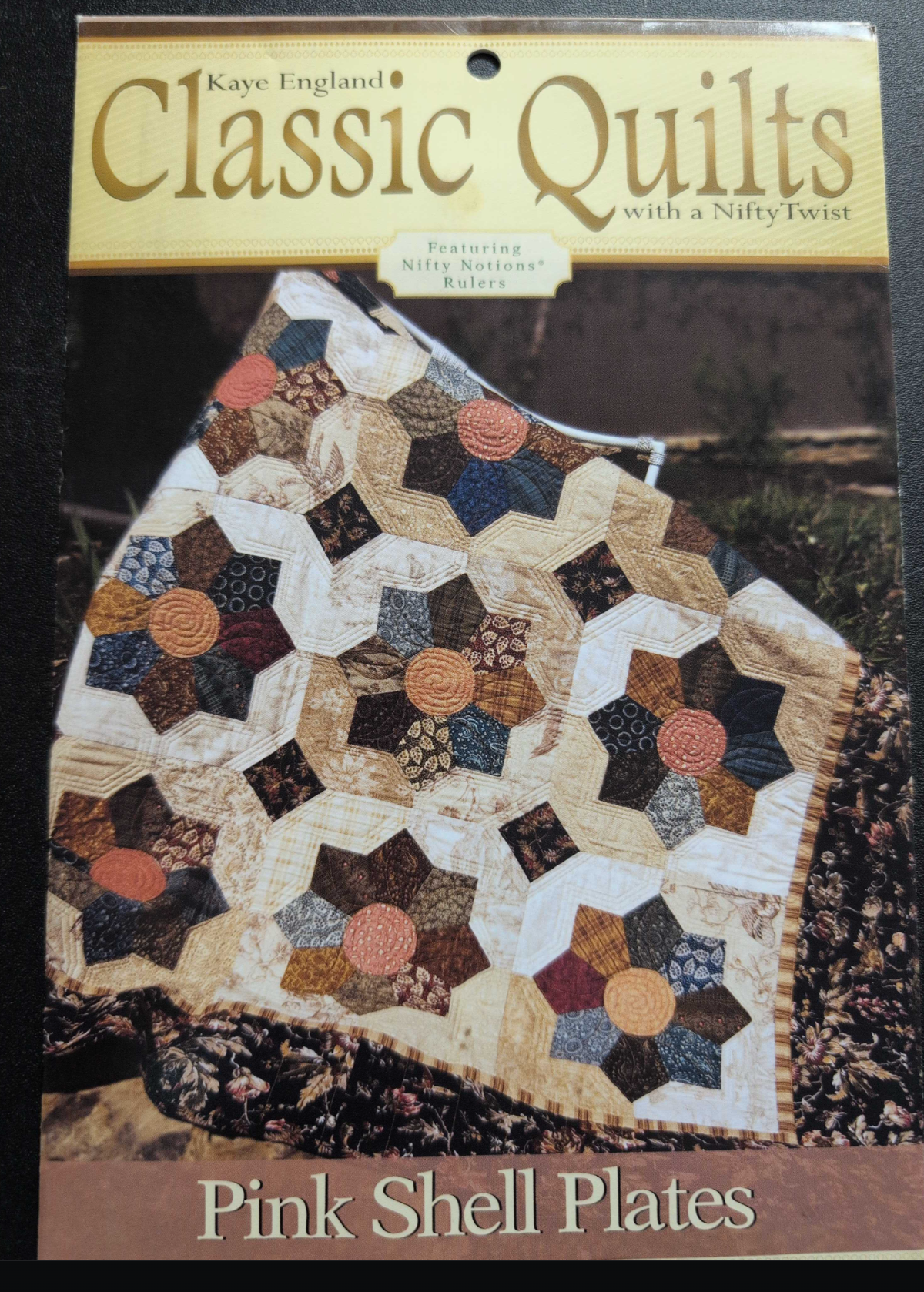 Pink Shell Plates Quilt Pattern