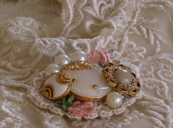 Among my Souvenirs Brooch Downloadable Pattern by Kristen Clay