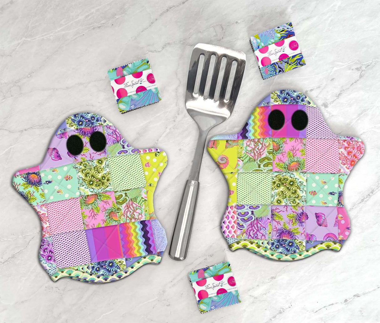 Ghostly Hot Pads Downloadable Pattern by J. Minnis Designs