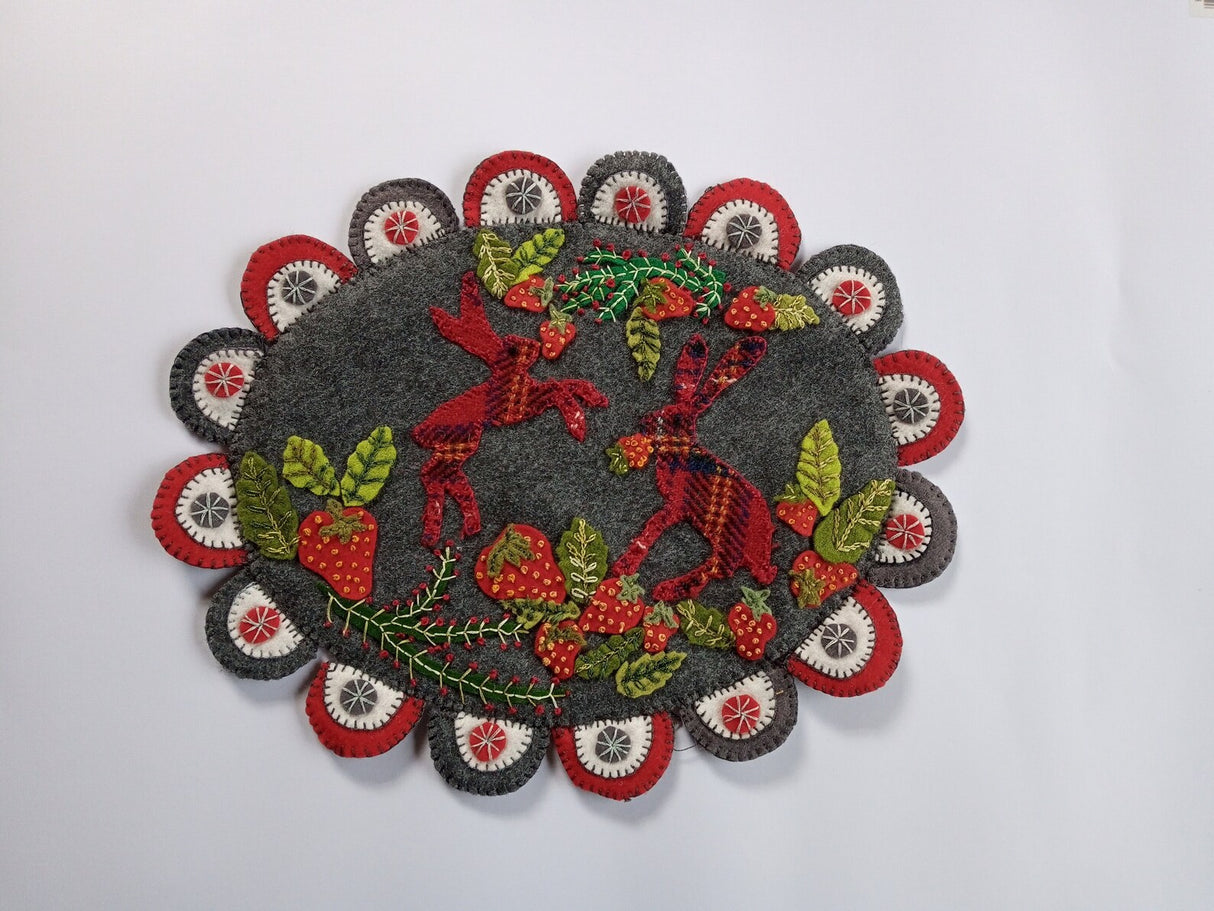 Strawberry Feast Downloadable Pattern by Pams Penny Rugs