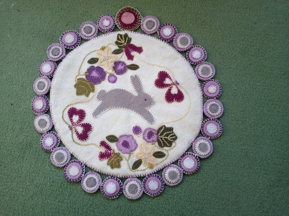 Back of the Spring Bunny Downloadable Pattern by Pams Penny Rugs