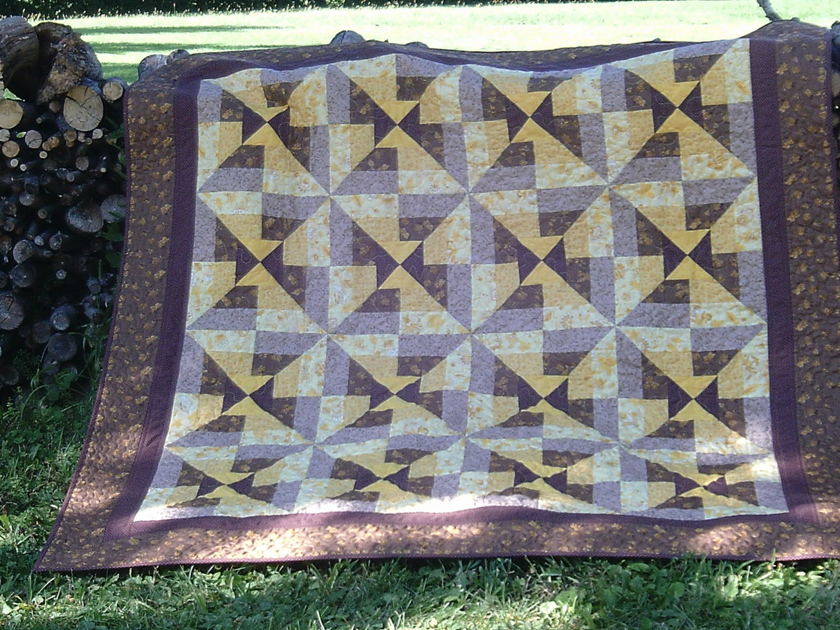 Whirly Gig Downloadable Pattern by Beaquilter