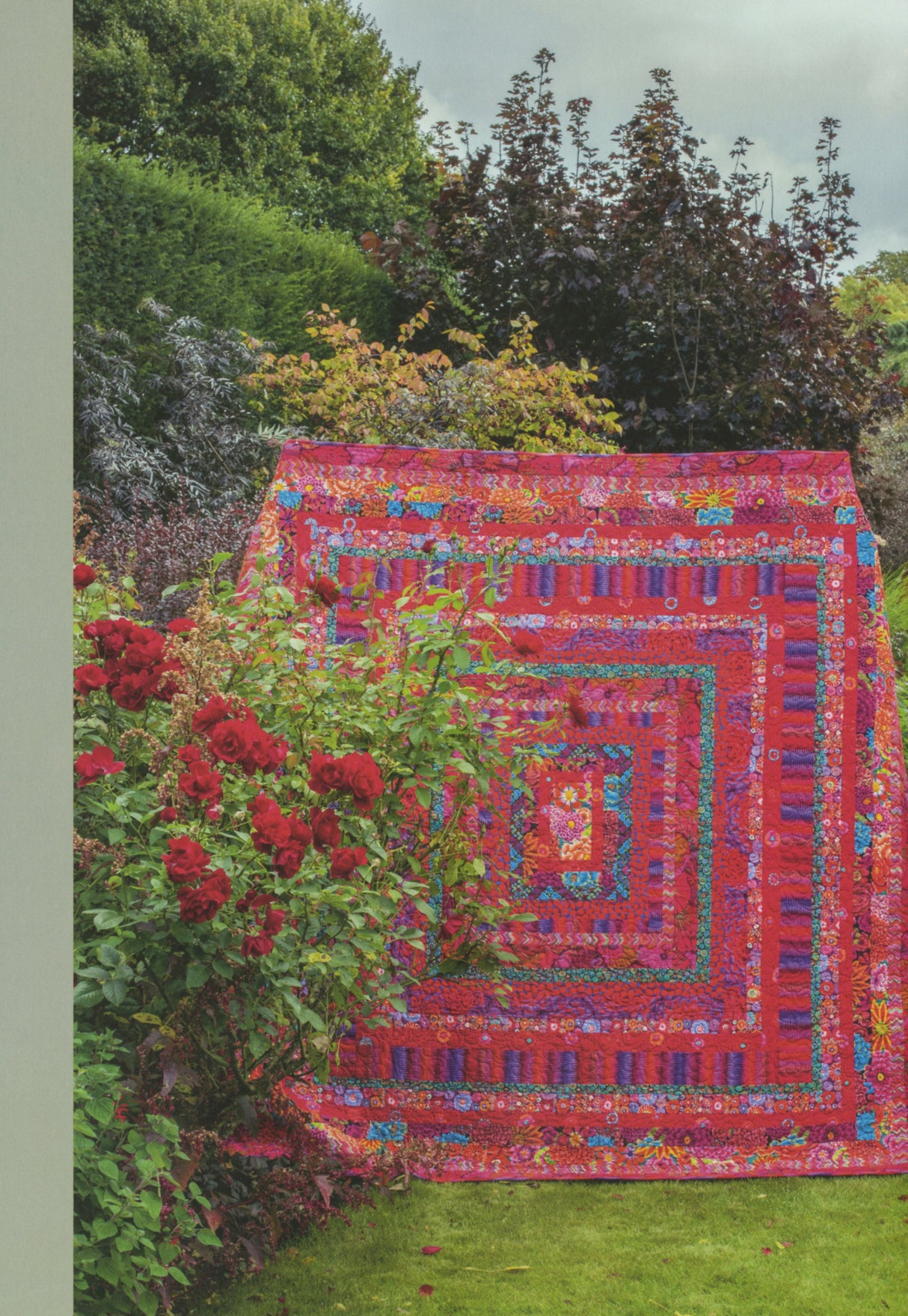 Kaffe Fassett's Quilts in the Cotswolds