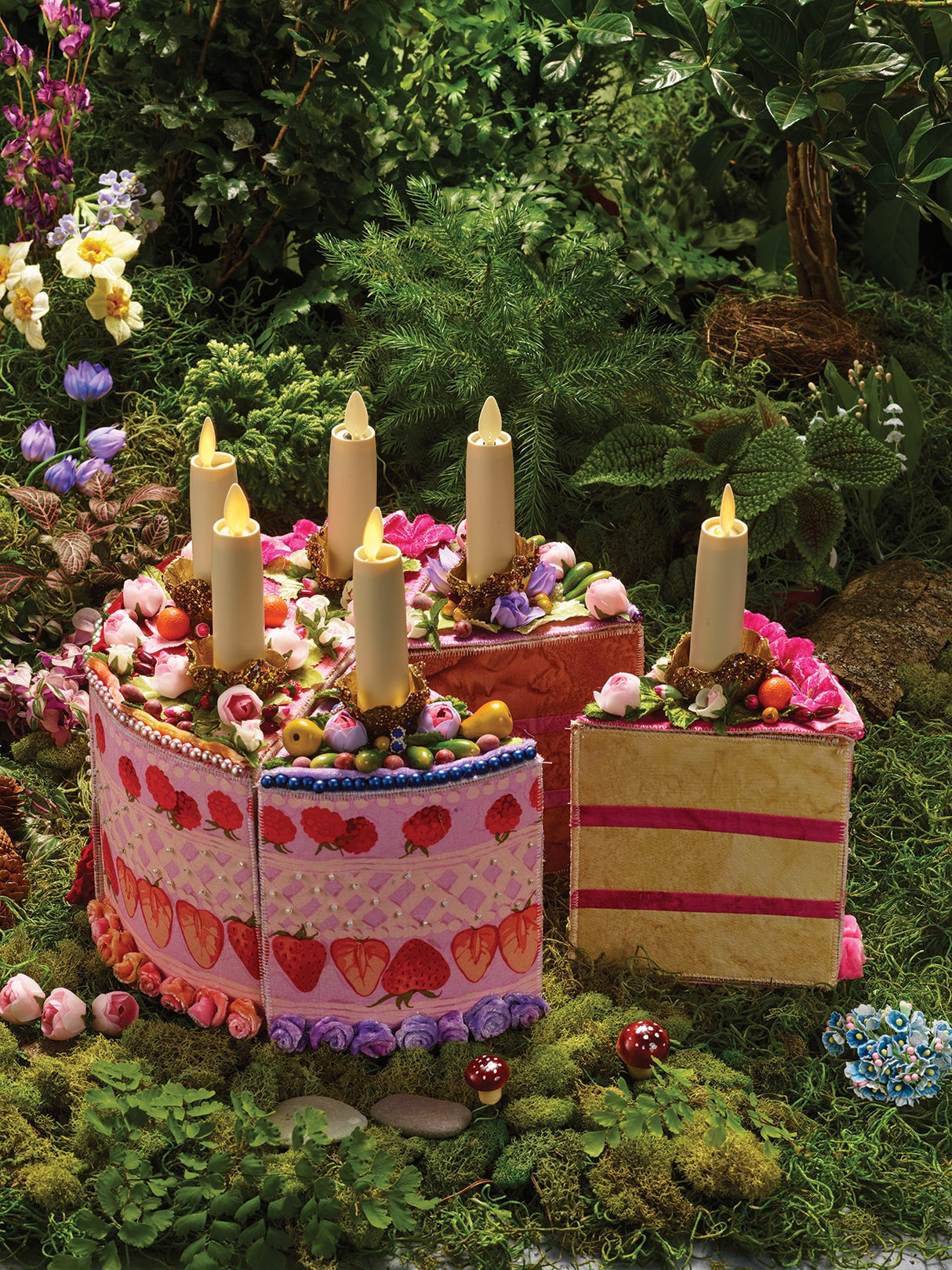 Tiny Worlds in Fabric by C & T Publishing