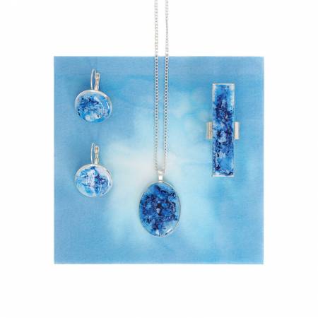 Design Resin Jewlery by C & T Publishing