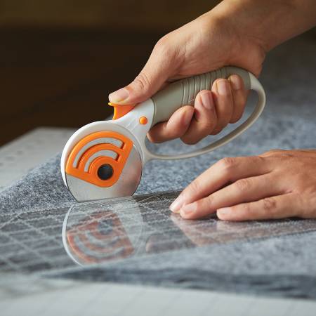 Fiskars 65mm Heavy Duty Comfort Loop Roatary Cutter