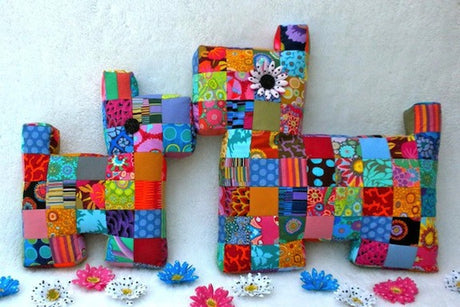 Flatty Dogs Mama & Baby Pillows