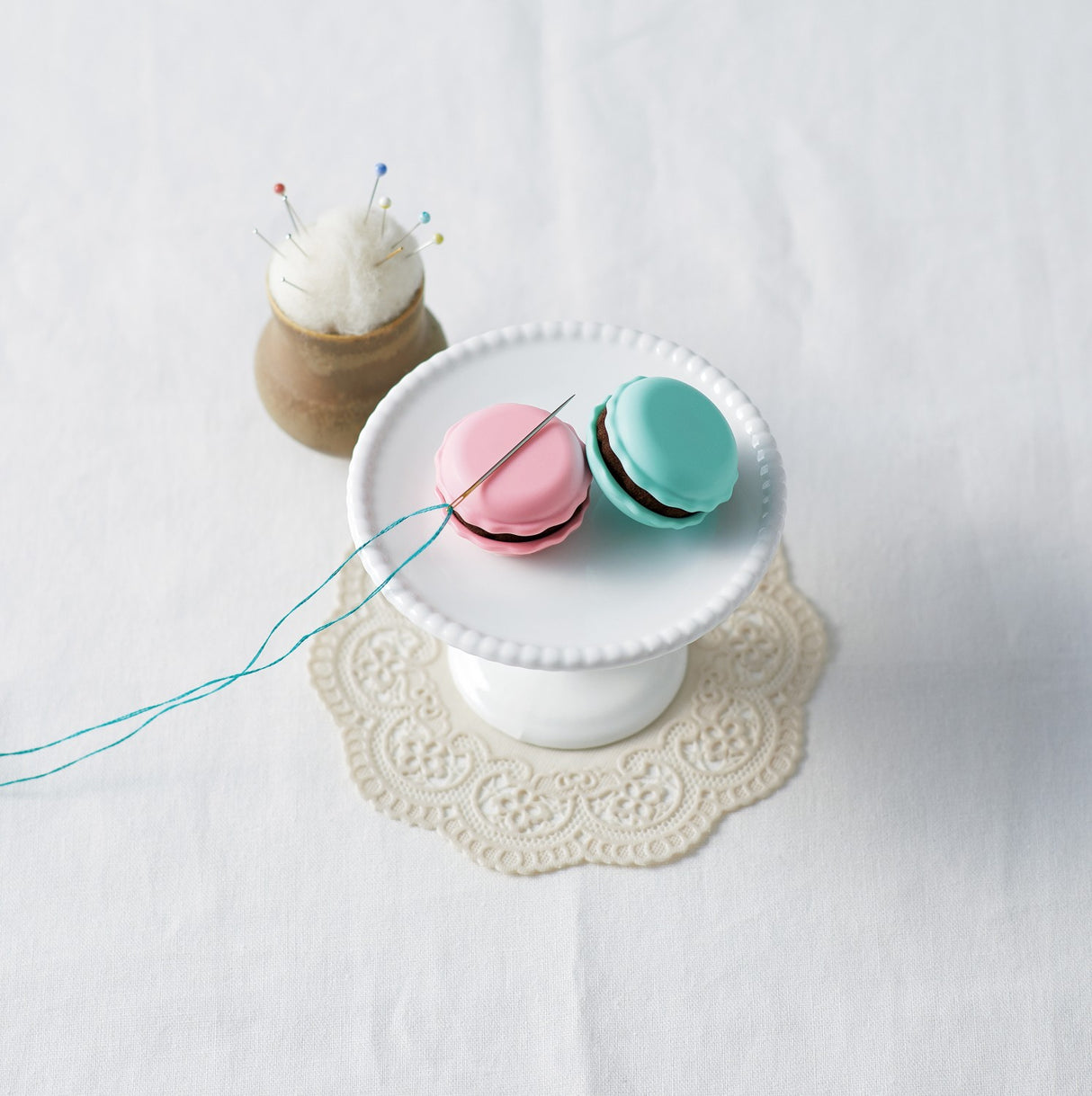 Sweet 'n Sharp Macaron Raspberry