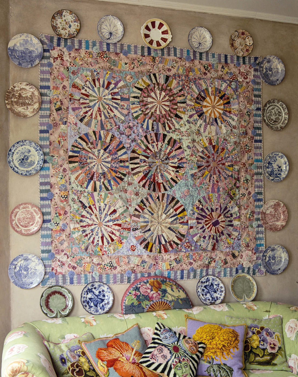 Kaffe Fassett in the Studio: Behind the Scenes with a Master Colorist