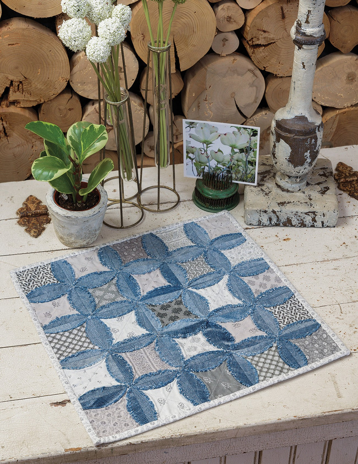 Moda All Stars Top The Table