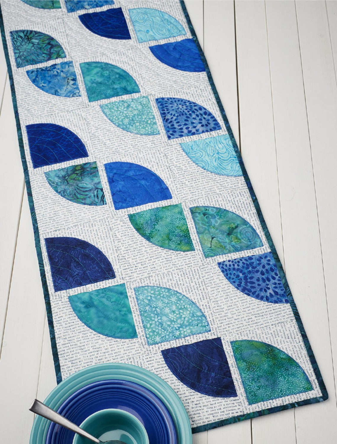 Drunkard's Path Table Runner