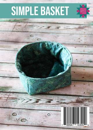 Simple Basket Postcard Pattern  by Carolina Moore