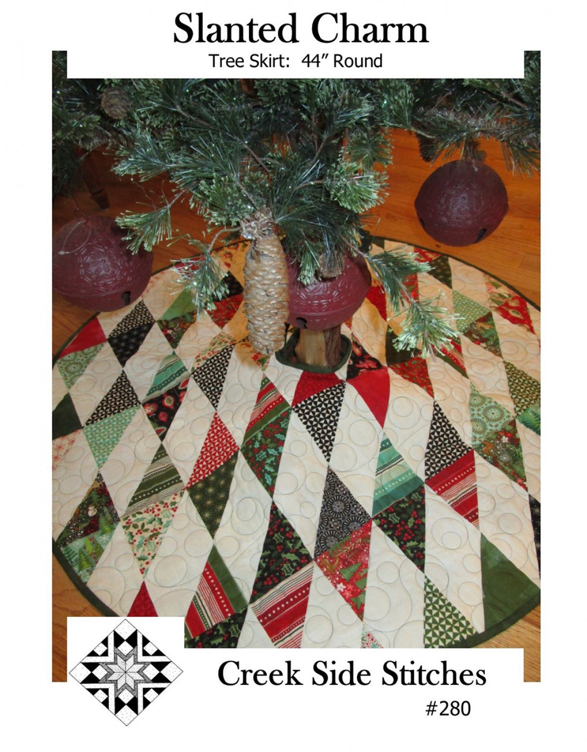 Slanted Charm Tree Skirt