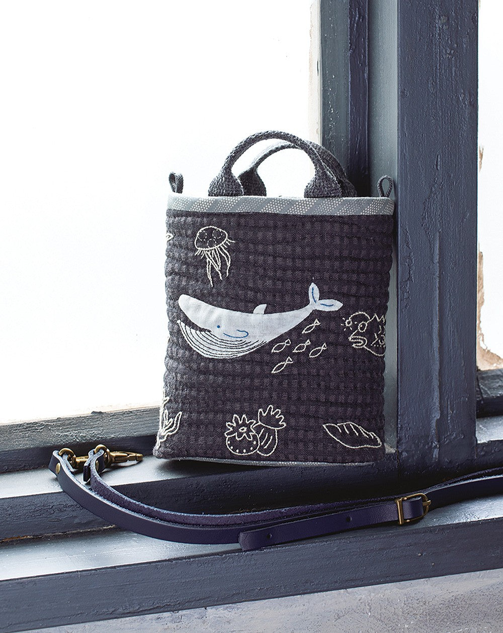 Yoko Saito's Handheld Patchwork Treasures