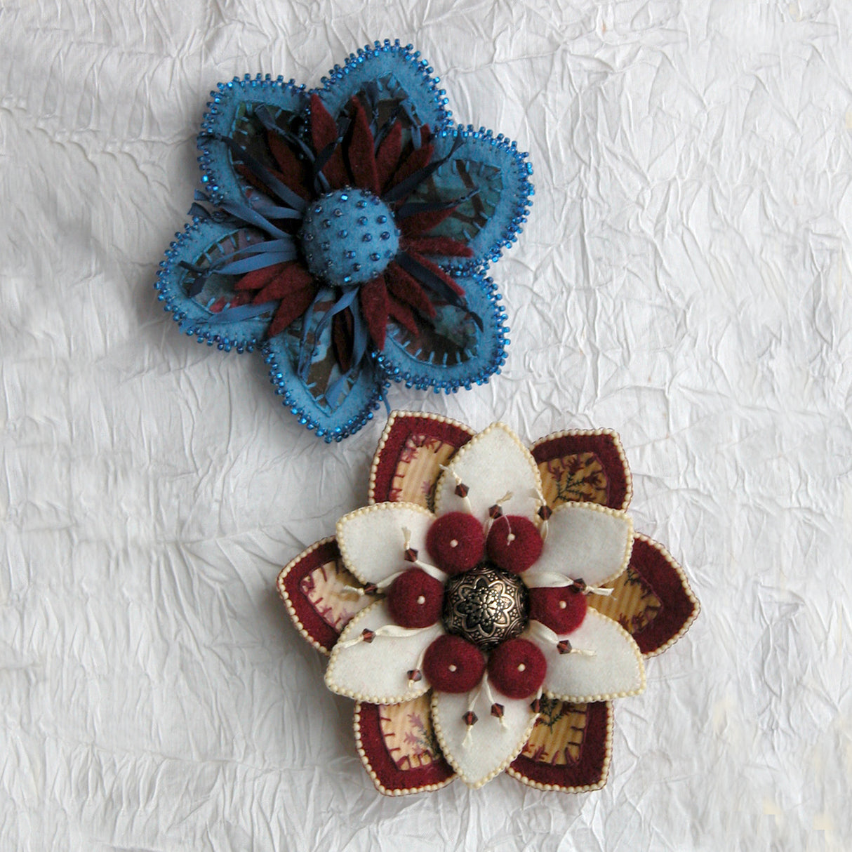 Bloom 'N' Berries Flower Pins