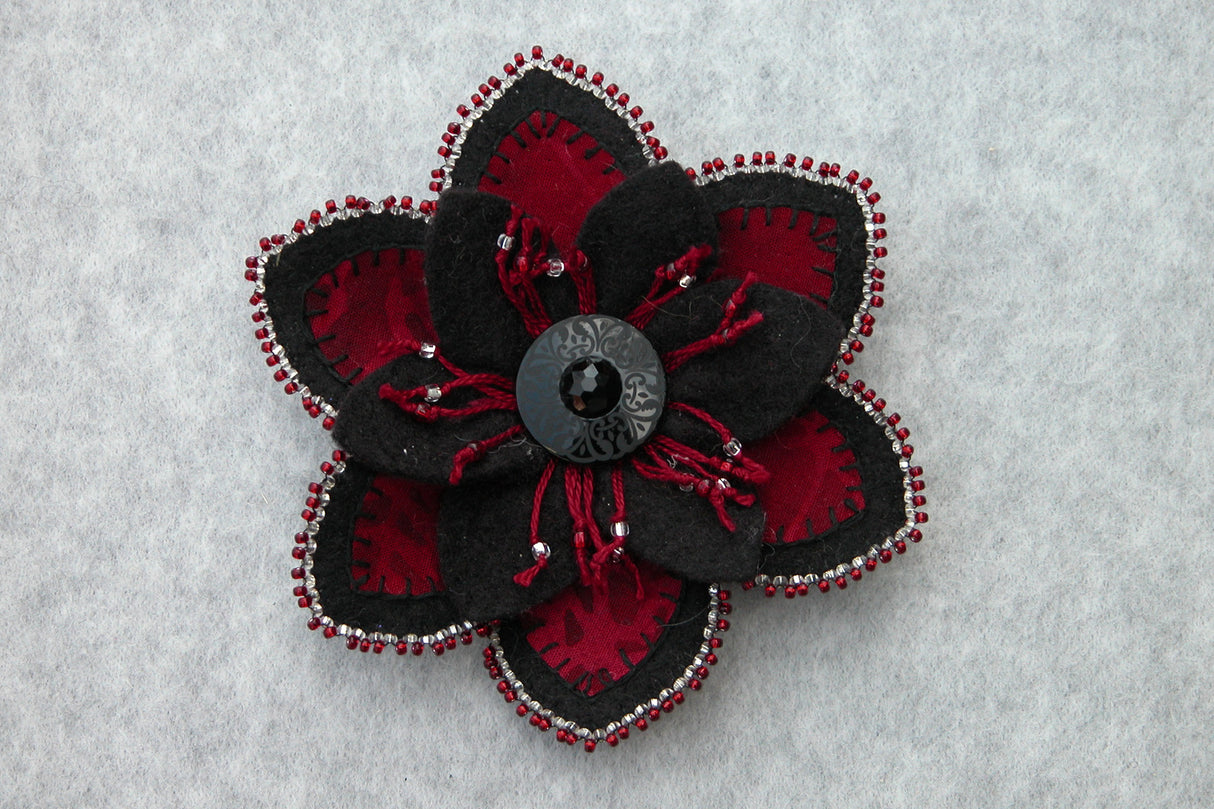 Bloom 'N' Berries Flower Pins
