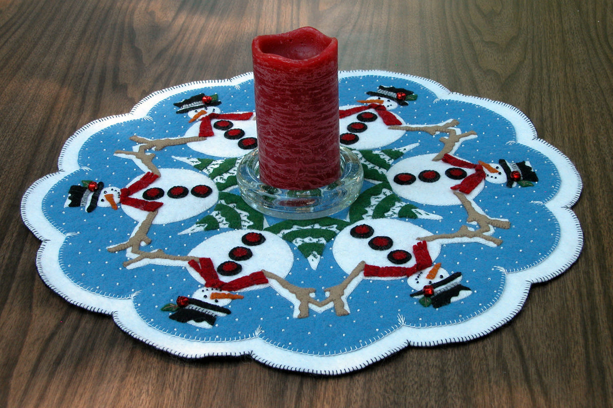 Snowmen Table Topper