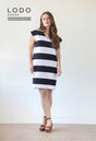 The Lodo pattern is an elevated take on a basic t-shirt dress. It has a straight fit through the waist and hips and a slightly tapered hem to create a subtle cocoon shape.