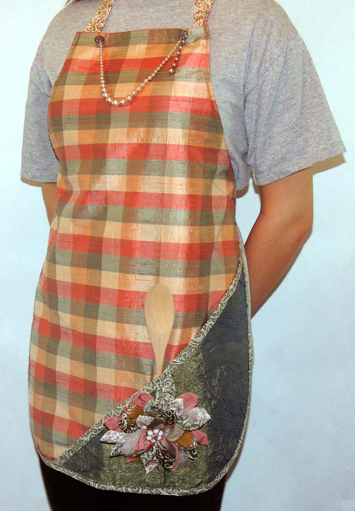 Pockets-a-Plenty Reversible Apron Pattern
