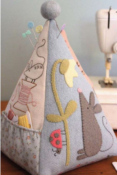 Mouse Pincushion