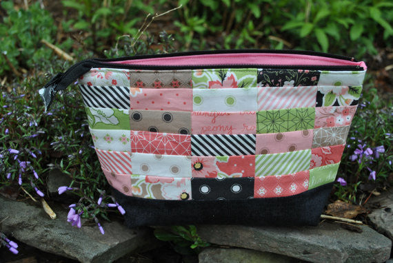 Creatively Yours Zipper Pouch