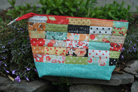 Creatively Yours Zipper Pouch