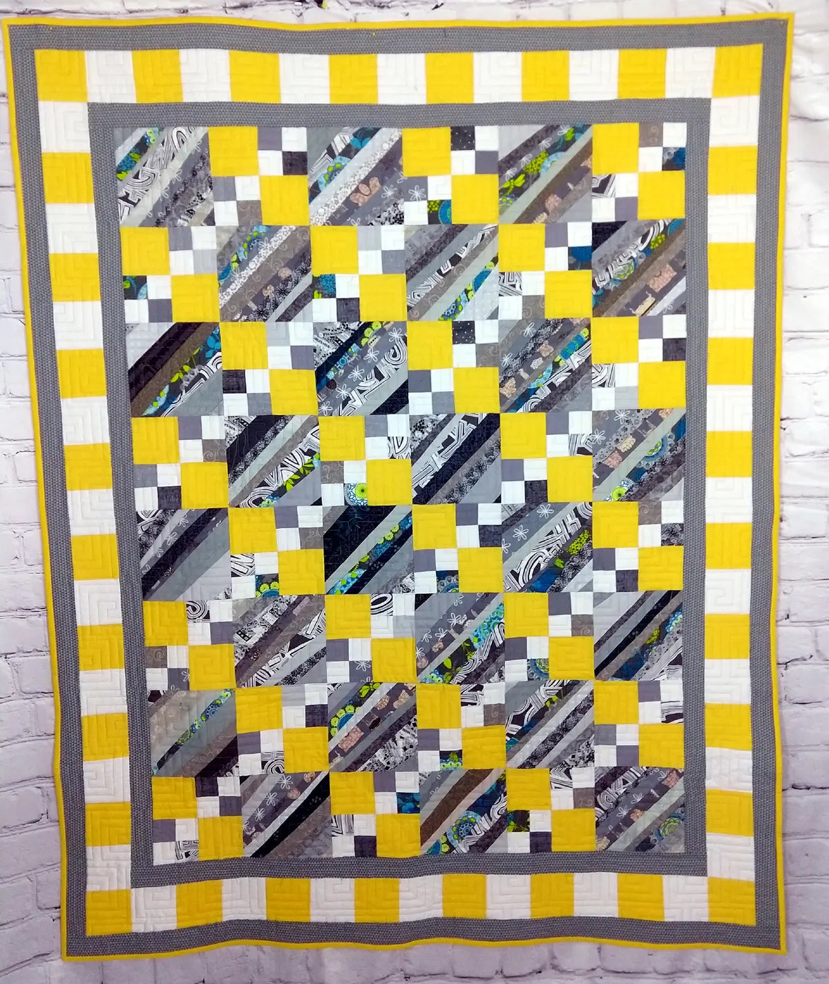 Contained Downloadable Pattern by Beaquilter