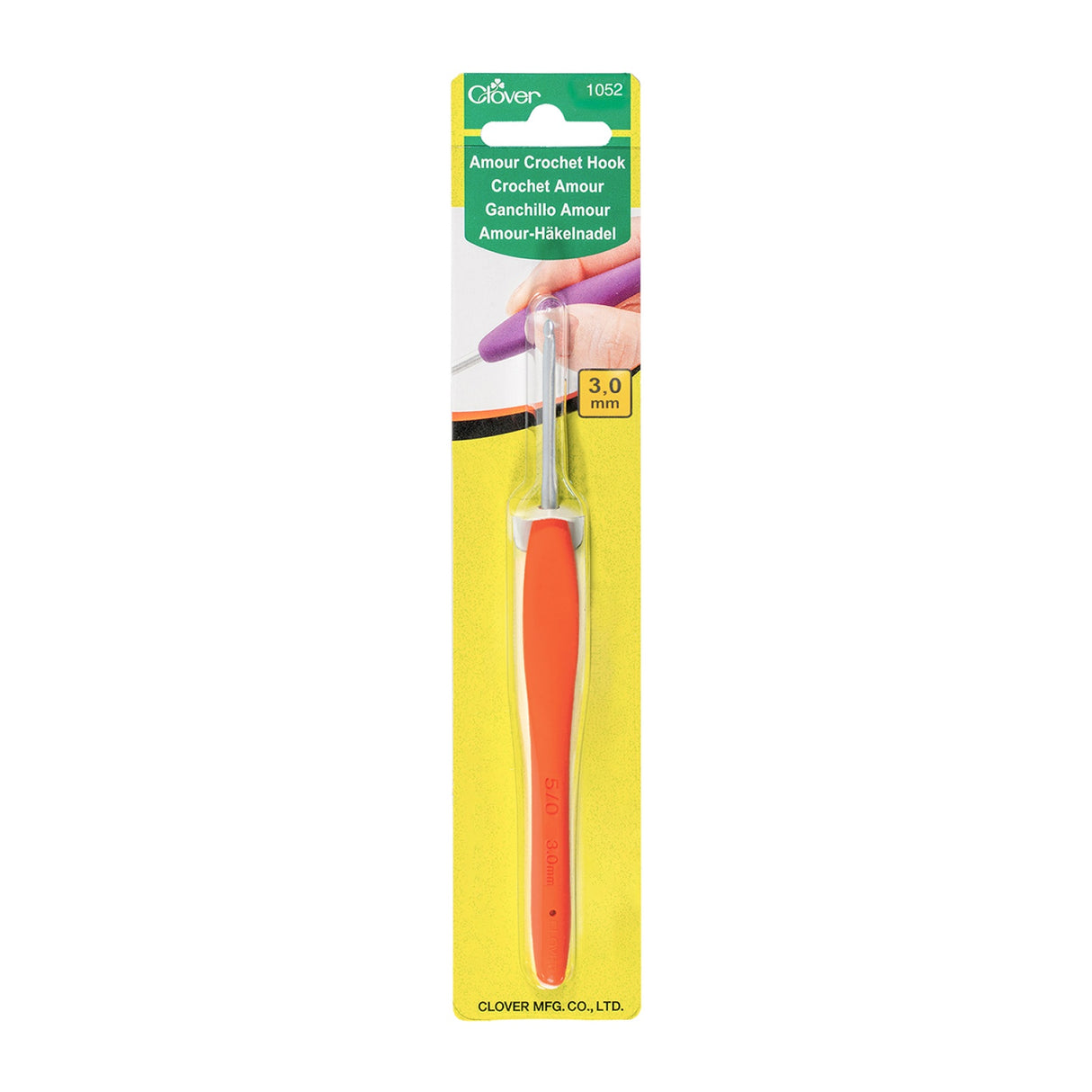 Amour Crochet Hook 5/0 (3.00 mm) by Clover Needlecraft