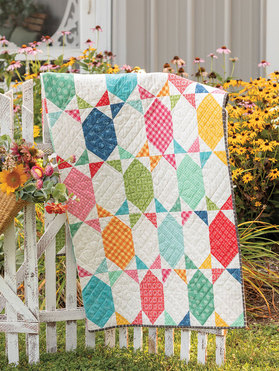 Forever Fabulous Fat Quarter Quilts by Annie's