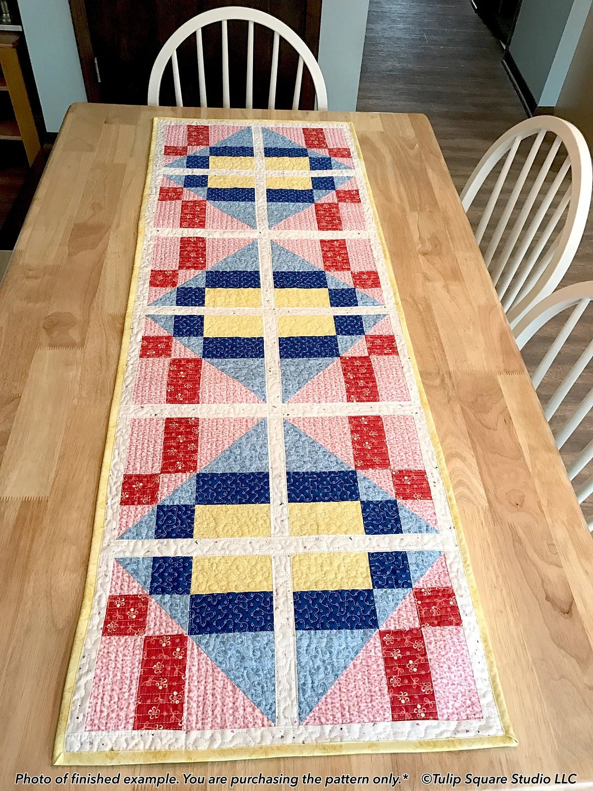 Retro Diner Table Runner Downloadable Pattern by Tulip Square Patterns