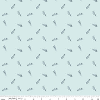 Petals & Hazel Toss Powder Quilt Fabric