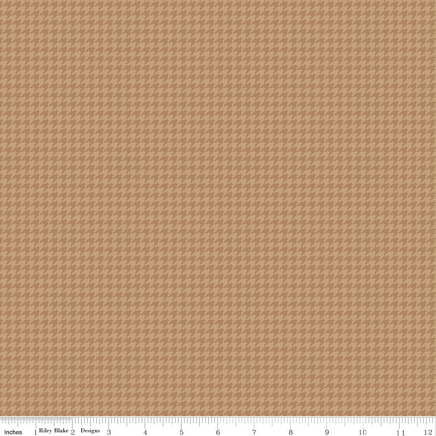 Petal & Patch Houndstooth Gold Quilt Fabric by Petal & Patch — Kassidy Grace