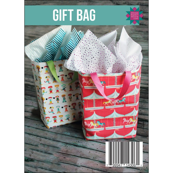 Gift Bag Postcard Pattern by Carolina Moore