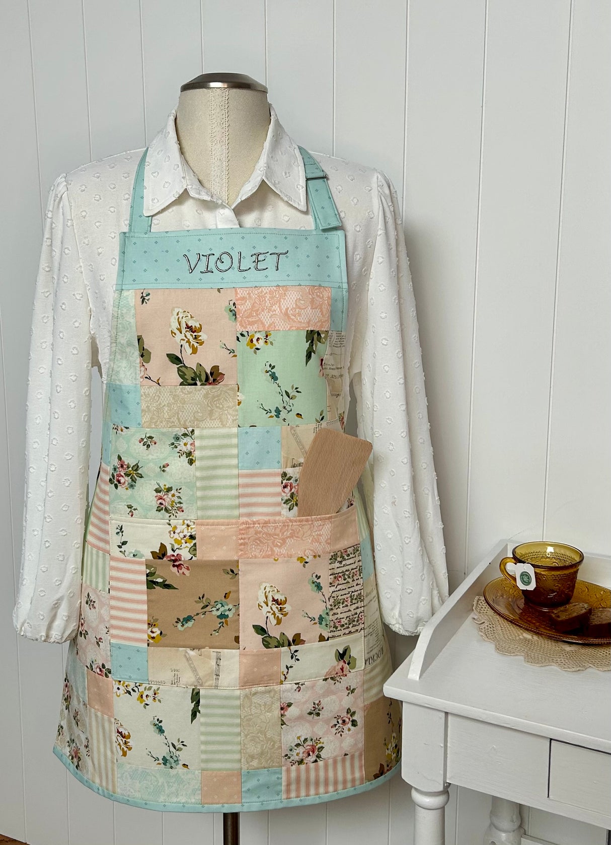 Simply Charming Apron Downloadable Pattern