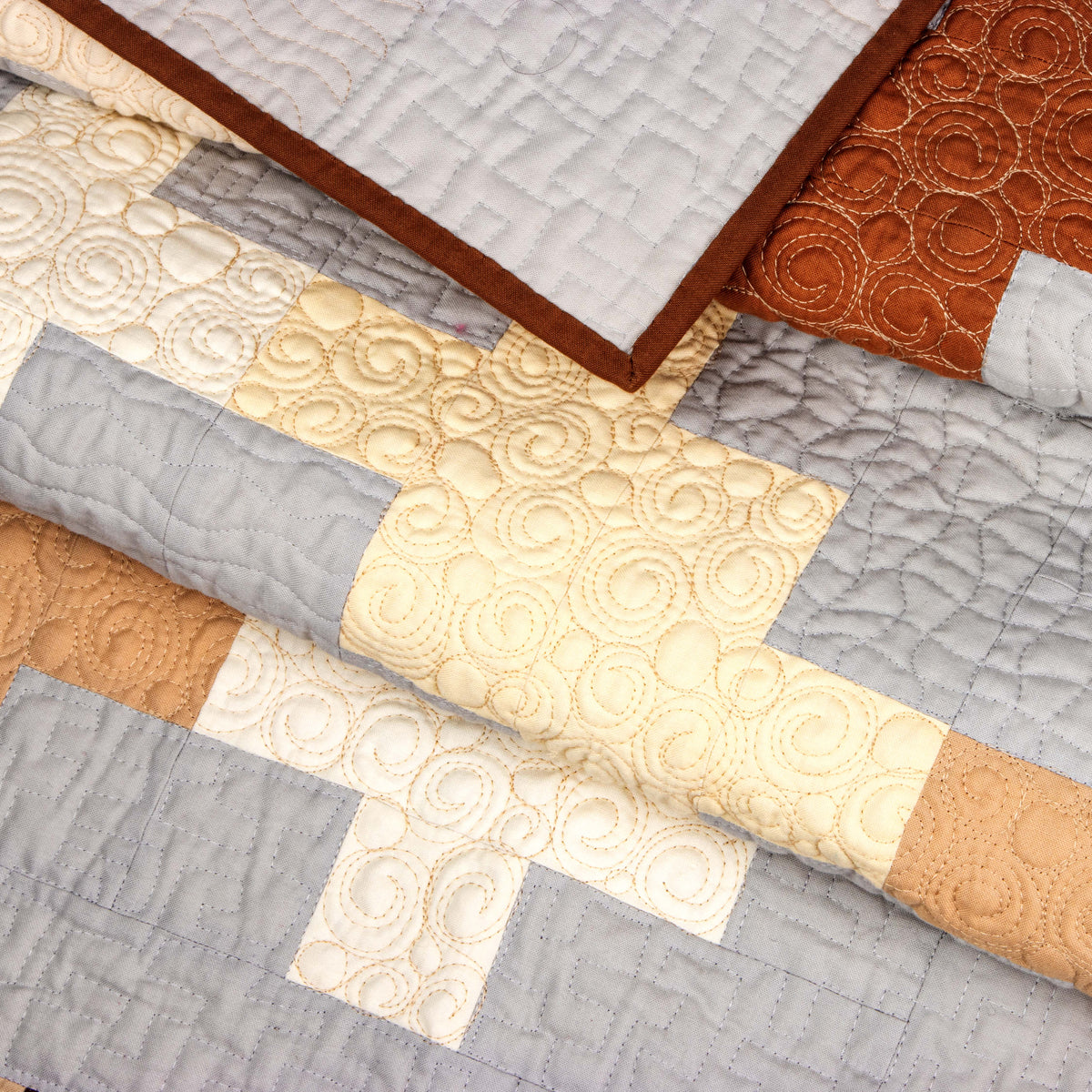 Mosaic Knots Downloadable Pattern by Christa Quilts
