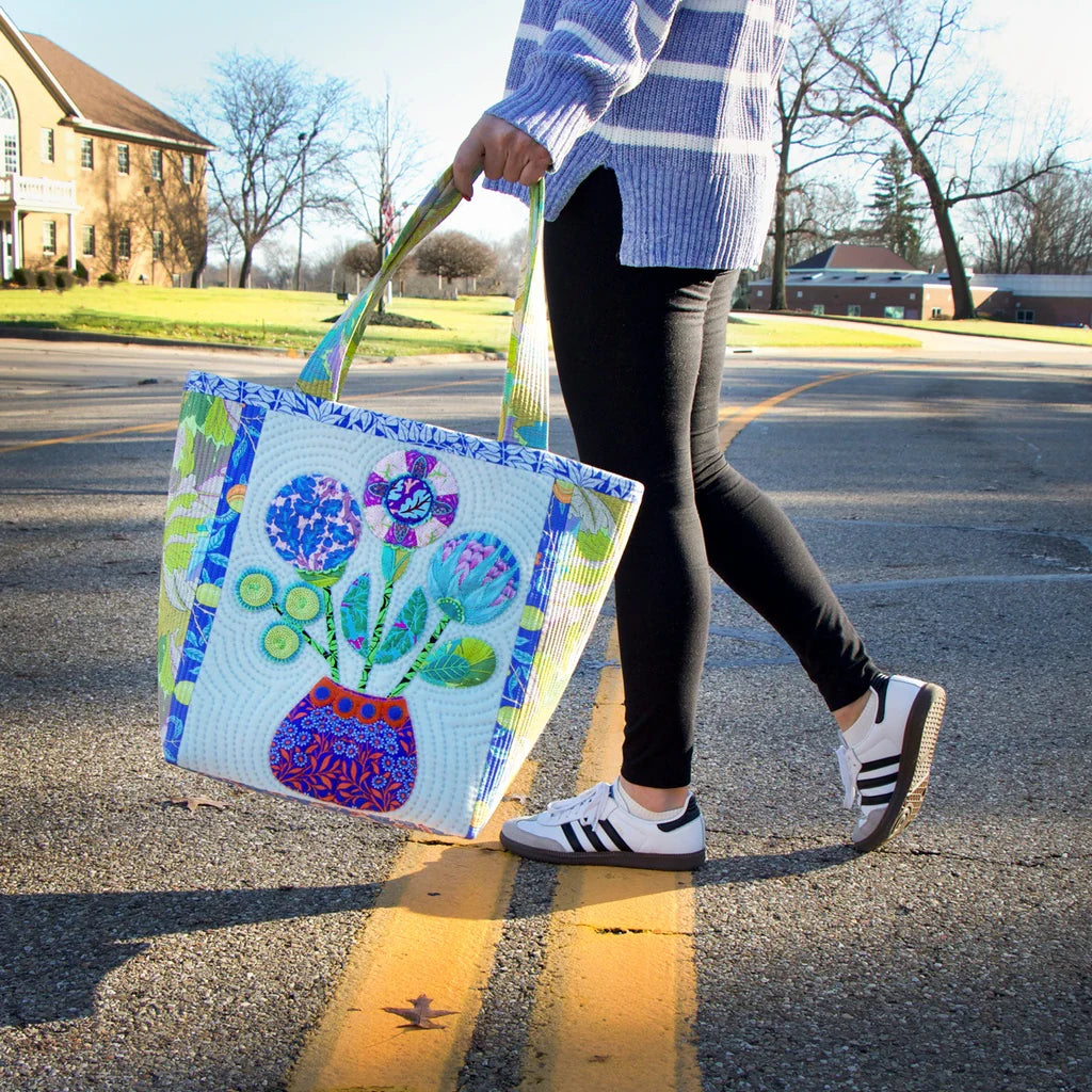The Morris Tote Bag Pattern by Sue Spargo Folk-Art Quilts