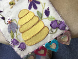 Bee Happy Downloadable Pattern by Pams Penny Rugs