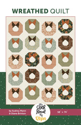 Wreathed Quilt Pattern in Worth Repeating fabrics