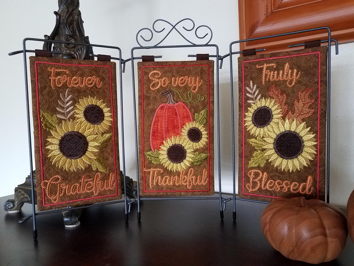 Grateful, Thankful, Blessed Table Top Display
