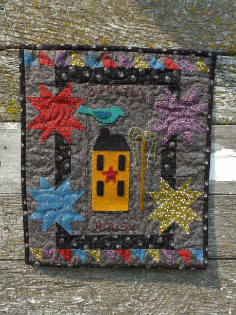 Snugg-let Downloadable Pattern by Snuggles Quilts