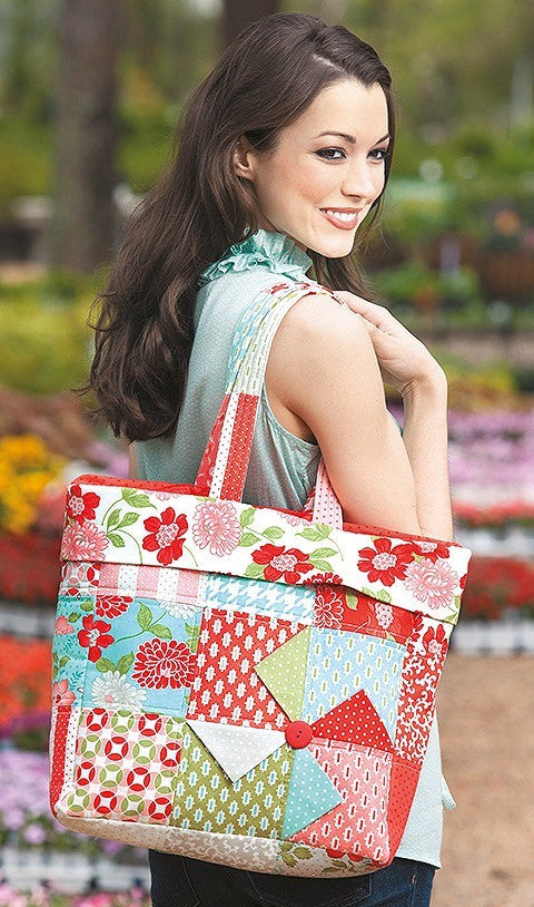 Your Big Bag Multi-Tasker Tote Pattern #RR170 – Reets' Rags To Stitches