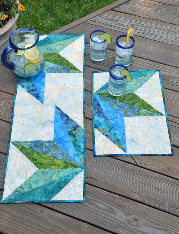 Split Diamond Table Topper - 4 Placemats or 2 Mats and 1 Table Topper