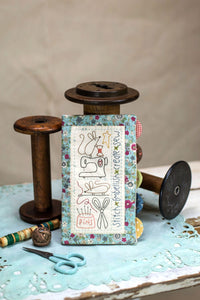 Sewing Mouse Needlebook
